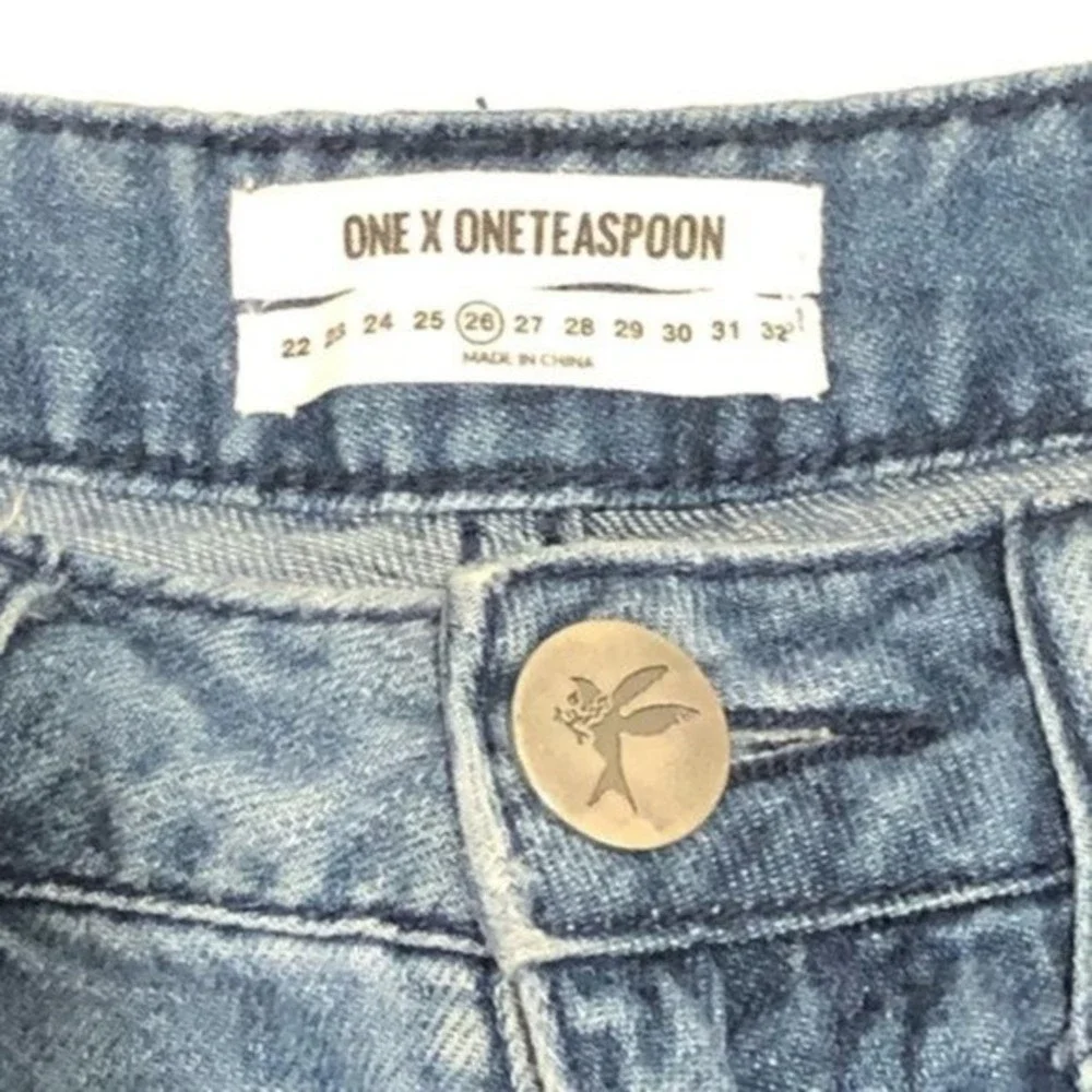 One Teaspoon Denim Cutoff Fringe Shorts Size 26 - Picture 9 of 12